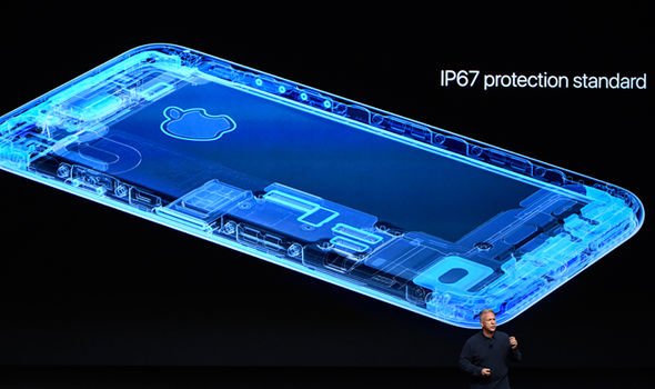 iPhone 7'nin Hoparlörüne Kaçan Suyu Temizleyen Uygulama sonic 1 - iPhone 7'nin Hoparlörüne Kaçan Suyu Temizleyen Uygulama