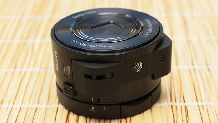 Sony Cyber shot QX10 5 - Telefonunuzu Kameraya Çeviren Lens: 'Sony Cyber-shot QX10'