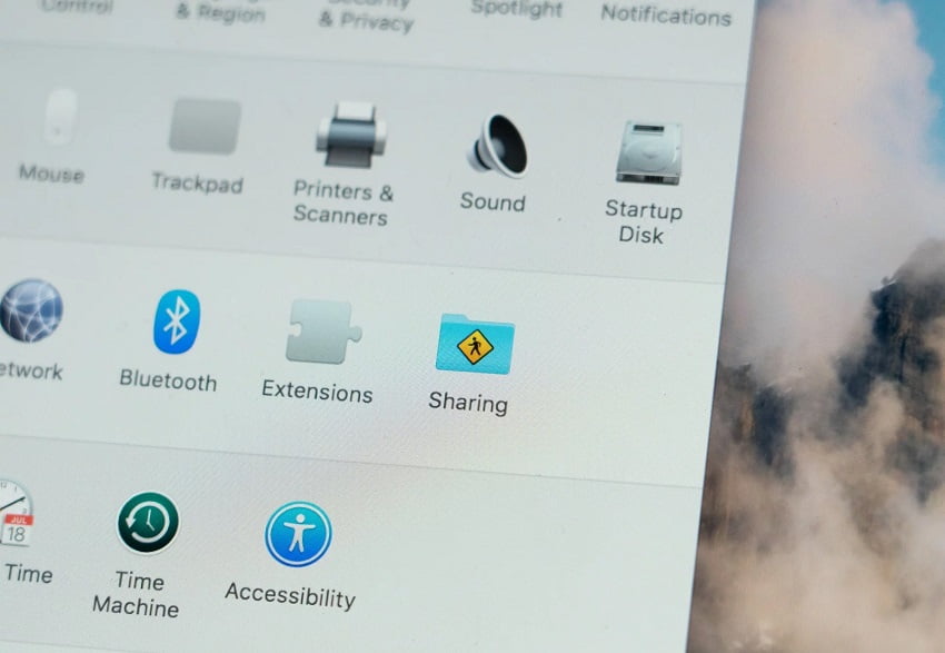 Mac ve Windows Arasında Dosyaları Kablosuz Olarak Paylaşma kapak