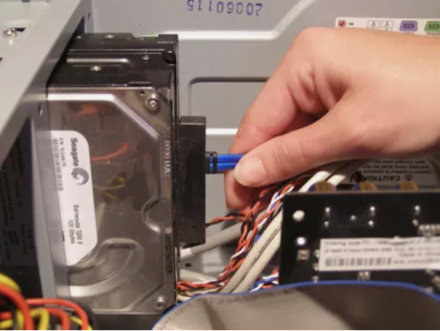 kasakablo 4 - Bilgisayar Güç Kablolarını Kontrol Edin ve Düzenli Yerleştirin!