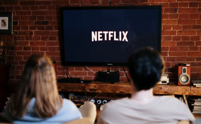 Milyonlarca kullanıcı her gün Netflix şov ve film izliyor ve Xbox One da dahil olmak üzere neredeyse her cihaz için bir uygulama var.