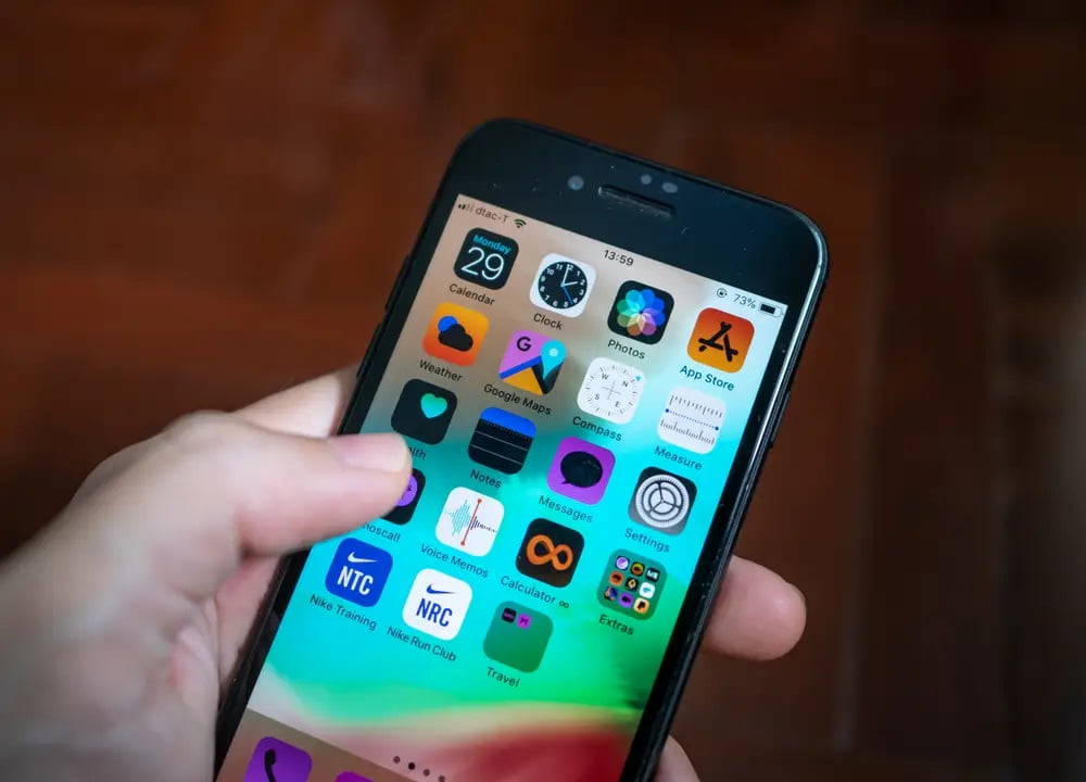 iPhoneda Ekran Rengi Nasil Degistirilir kapak