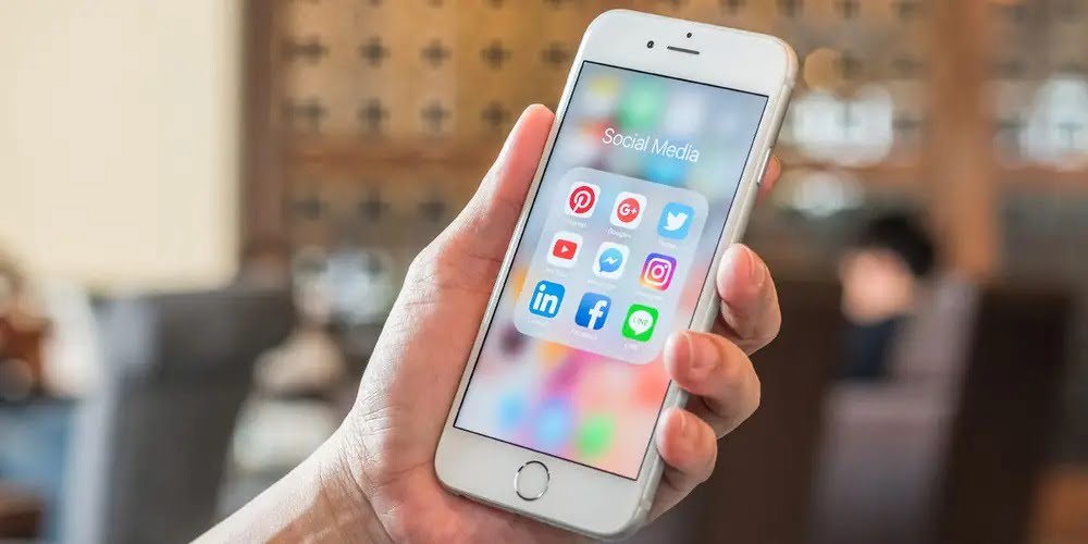 iPhone'daki Uygulamaları Klasörler Halinde Düzenleme