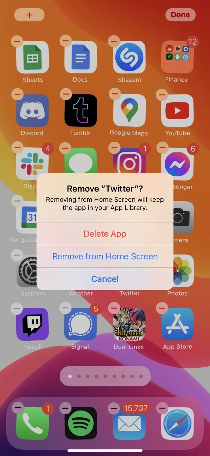 iPhone'daki Uygulamaları Klasörler Halinde Düzenleme