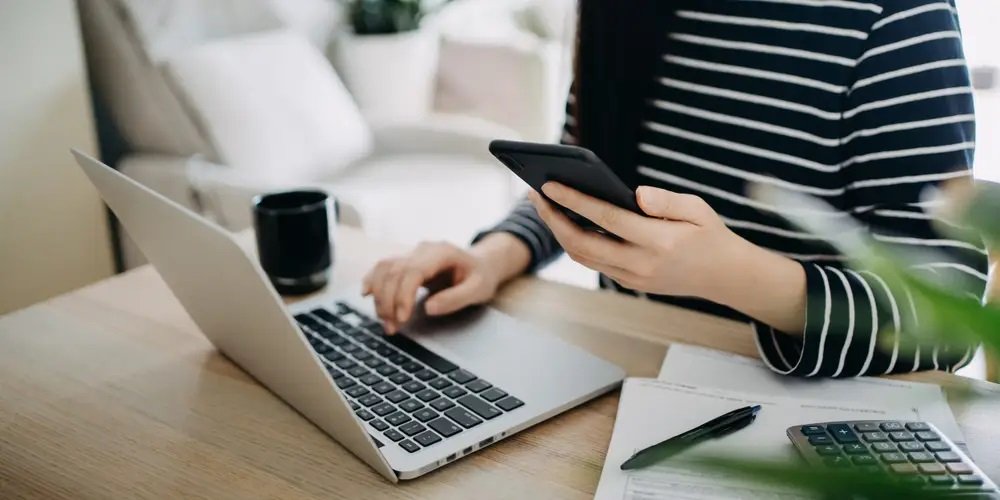 Mac Bilgisayarda Ekran Kaydi Yapmak icin 3 Yontem kapak - Mac Bilgisayarda Ekran Kaydı Yapmak için 3 Yöntem