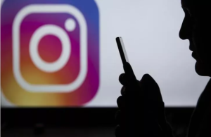 Instagram Sürekli Olarak Duruyor Hatası Neden Olur?
