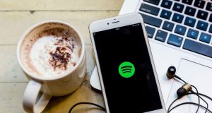 Spotify Arkadaşlarla Müzik Dinleme