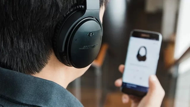 Bluetooth kulaklık bağlantı sorunlarını temsil eden bir görsel.