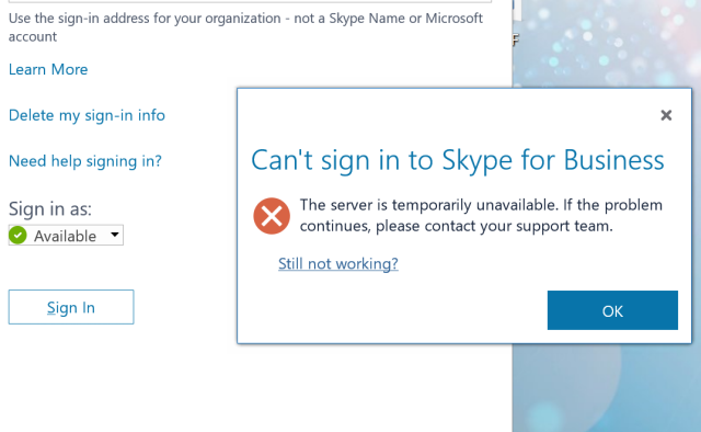 Bilgisayar ekranında Skype logosu ve bir hata simgesi.