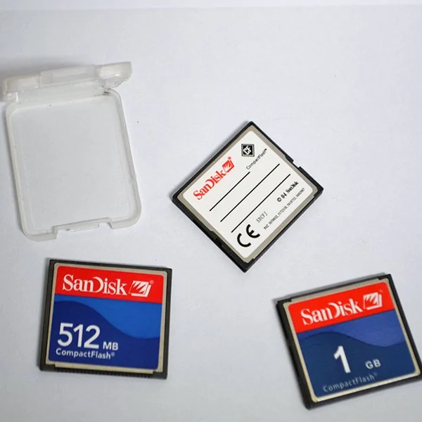 CFast ve CF Kartı Karşılaştırma