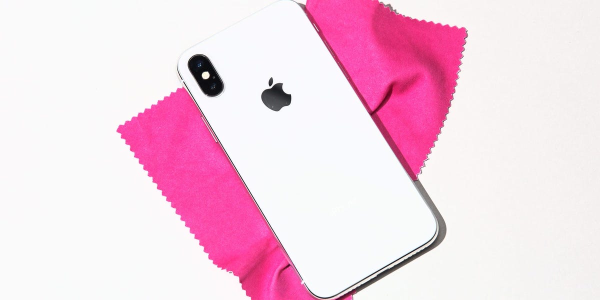 Bilgisayarda iTunes ve USB kablosuyla iPhone X'i kurtarma