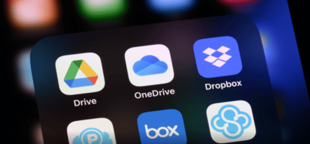 Ekran goruntusu 2024 10 02 160247 - Mac'te OneDrive'ı Favorilere Nasıl Eklersiniz