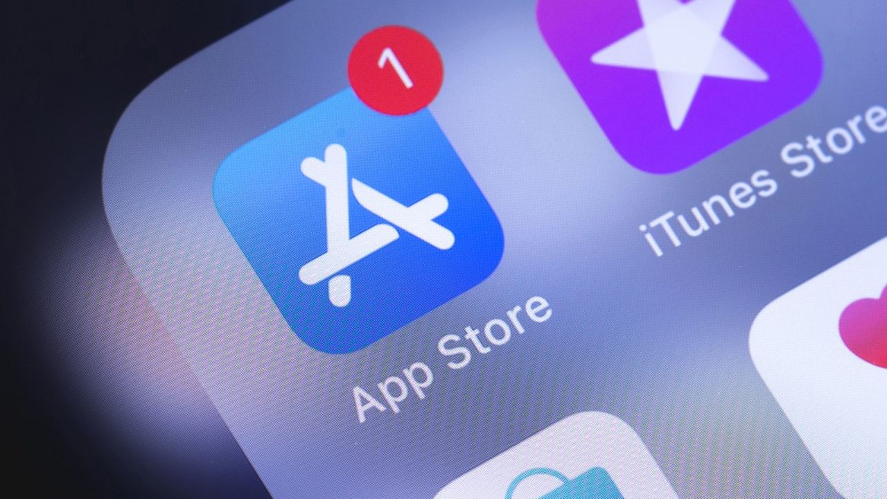 App Store ayarlarında konum değiştirme seçeneklerini gösteren bir ekran görüntüsü.