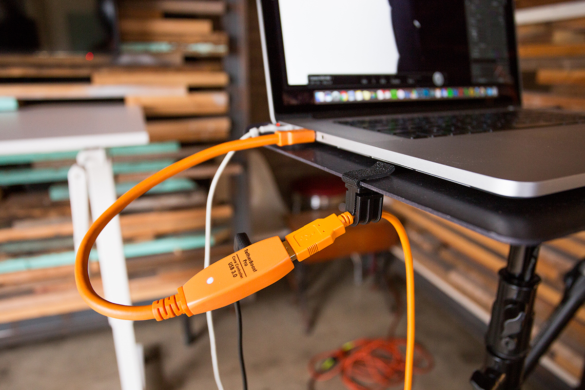 USB Tethering Çalışmıyor Sorunu Farklı bir USB kablosu kullanarak USB tethering sorununu çözmeye yönelik bir görsel.