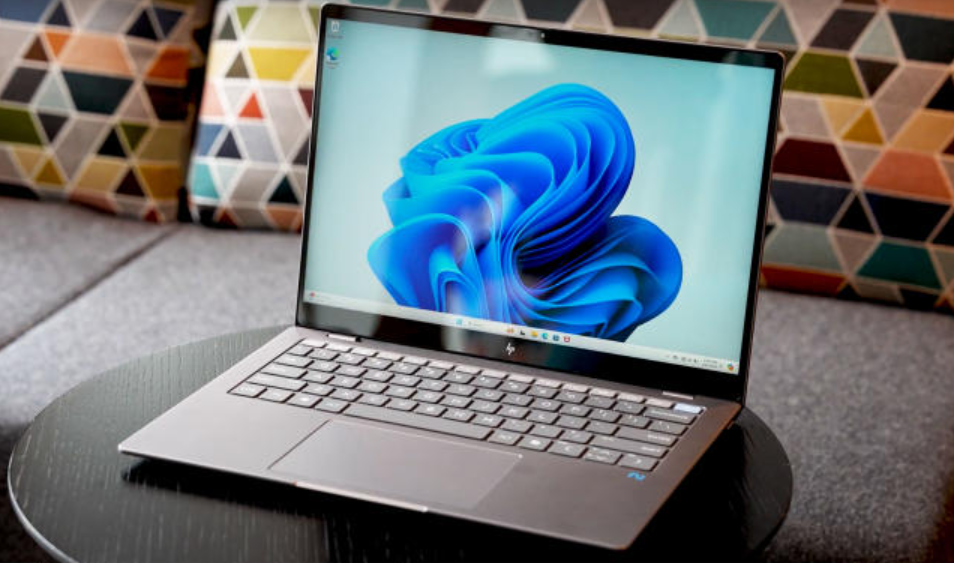 HP Omnibook X Inceleme 4 - HP Omnibook X İnceleme