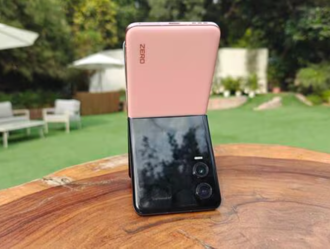 Infinix Zero Flip Yenilikci Tasarim ve Ustun Performans 2 - İnfinix Zero Flip Yenilikçi Tasarım ve Üstün Performans