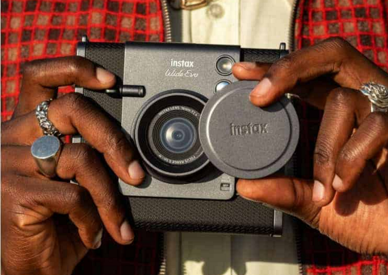 Instax Wide Evo Hybrid Anlik Fotografciligin Yeni Yuzu 1 - Instax Wide Evo Hybrid Anlık Fotoğrafçılığın Yeni Yüzü