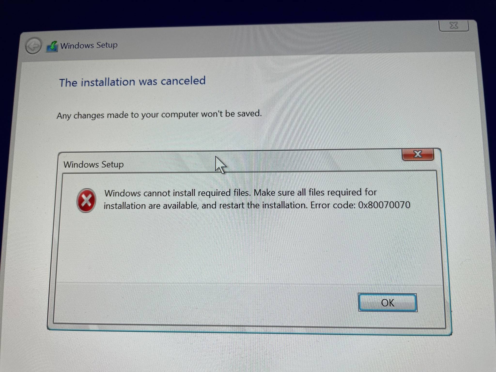 Windows 11 kurulum hatası ekranı, hataların çözülmesi için gerekli adımlar gösterilmektedir.