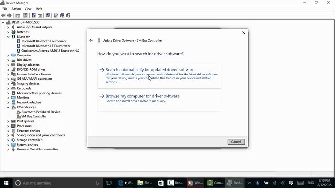 Reeder a8IQ Windows Kurulmuyor Sorunu Reeder A8iQ tabletinin donanım bileşenlerini kontrol eden bir teknisyen