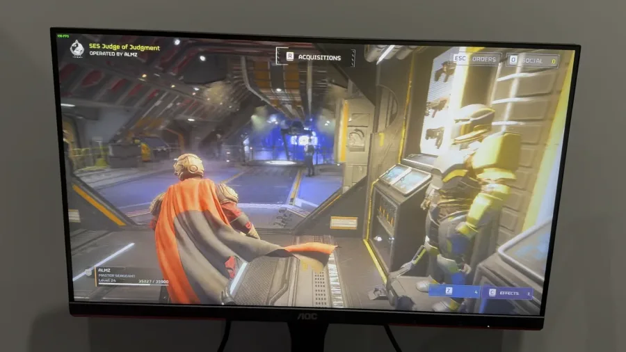 Arka plan uygulamaları ve hizmetlerinin kapatılması ile FPS performansını artırma sürecini gösteren görsel.