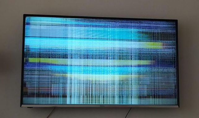 TV Ekranında Yatay veya Dikey Çizgiler Sorunu TV Ekranında Yatay veya Dikey Çizgiler Sorunu çözümü nedir