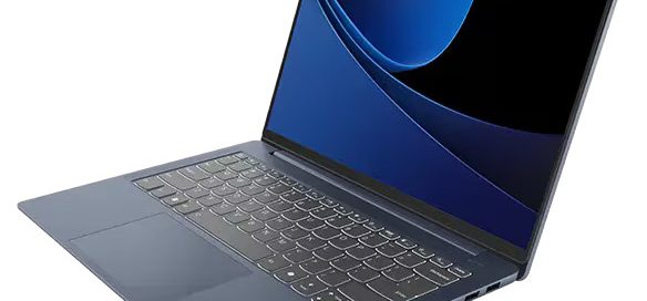 Lenovo'nun IdeaPad 5i incelemesi ile karşınızdayız! Bu makalede, parlak dokunmatik ekranı, geniş depolama alanı ve sürpriz özellikleriyle dikkat çeken bu 2'si 1 arada laptopu her yönüyle inceliyoruz.