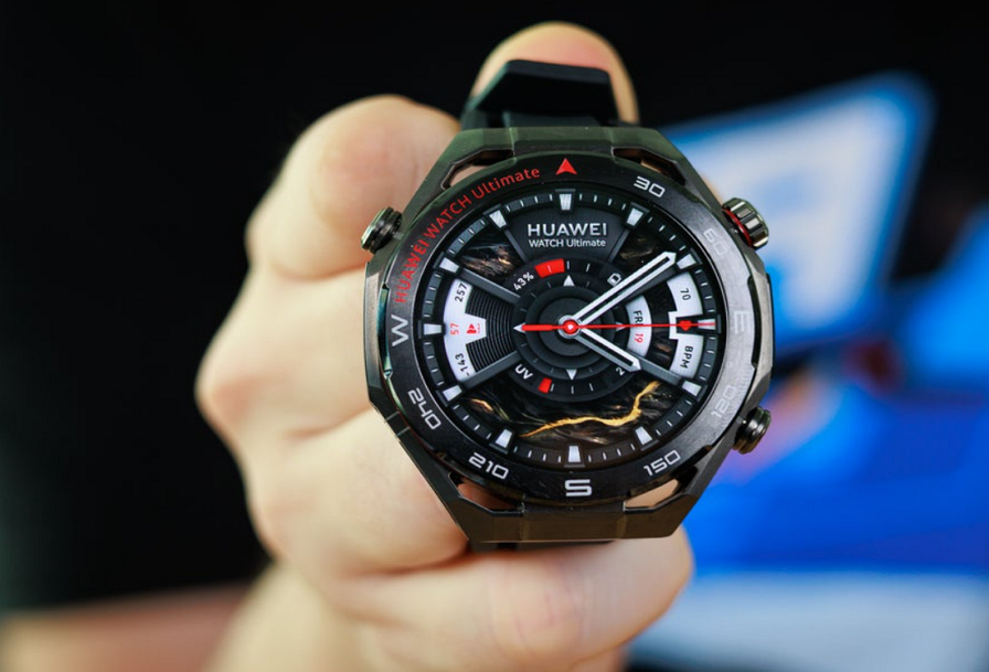 Huawei Watch Ultimate 2 İlk Bakışta Etkileyici Bir Lüks Aracı Huawei Watch Ultimate 2