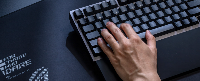 ROG Azoth 96 HE inceleme