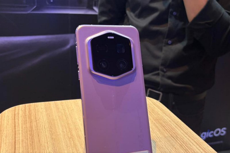 Honor Magic 8 RSR Porsche Design İnceleme Honor Magic 8 RSR Porsche Design